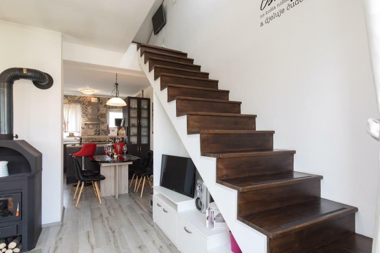 Chic Loft Appartment Krk Town Buitenkant foto