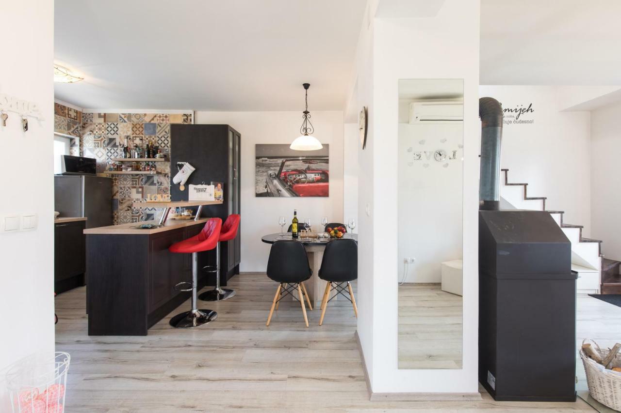 Chic Loft Appartment Krk Town Buitenkant foto